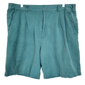 Silk Bobby Chan Size 38 Green Shorts